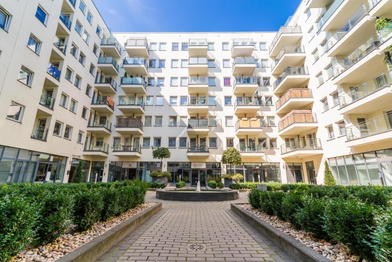 Sleepway Apartments - Garbary 95-75D z parkingiem Poznań Buitenkant foto